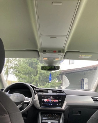 Volkswagen Touran cena 129800 przebieg: 24600, rok produkcji 2023 z Wschowa małe 781